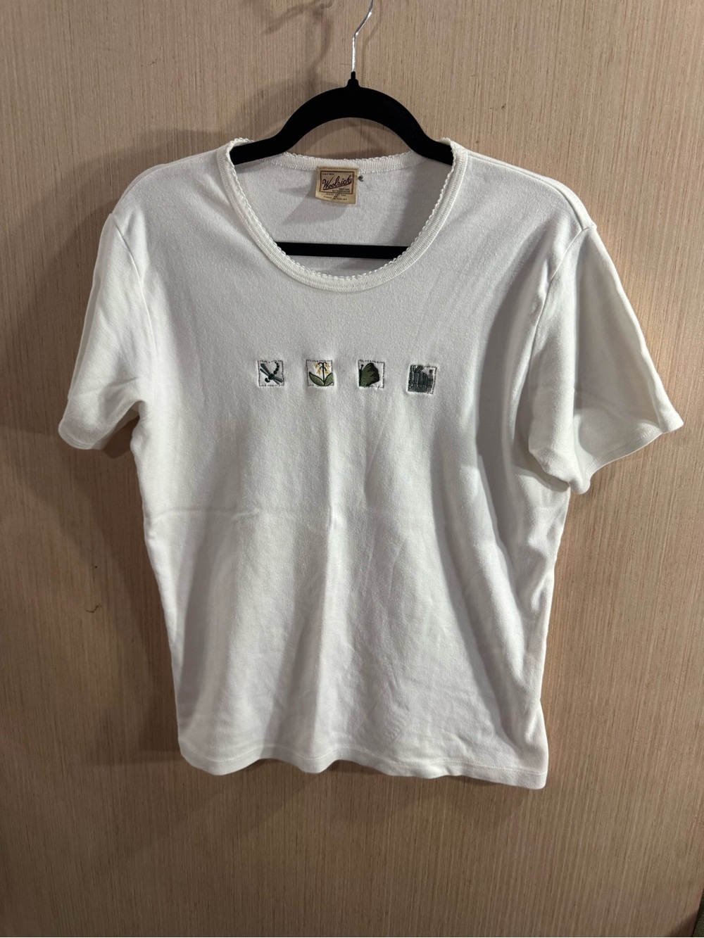 Woolrich White Short-Sleeve Crewneck T-Shirt with Tiny Embroidered Icons Medium